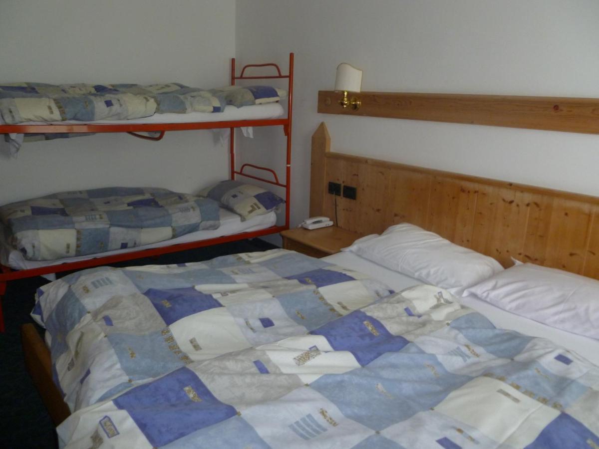 Hotel Alpenrose Passo Rolle Pokoj fotografie