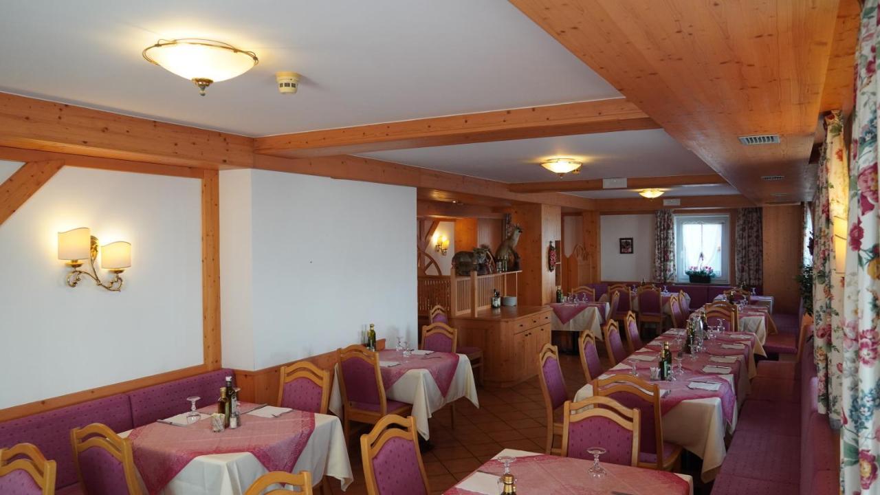 Hotel Alpenrose Passo Rolle Exteriér fotografie